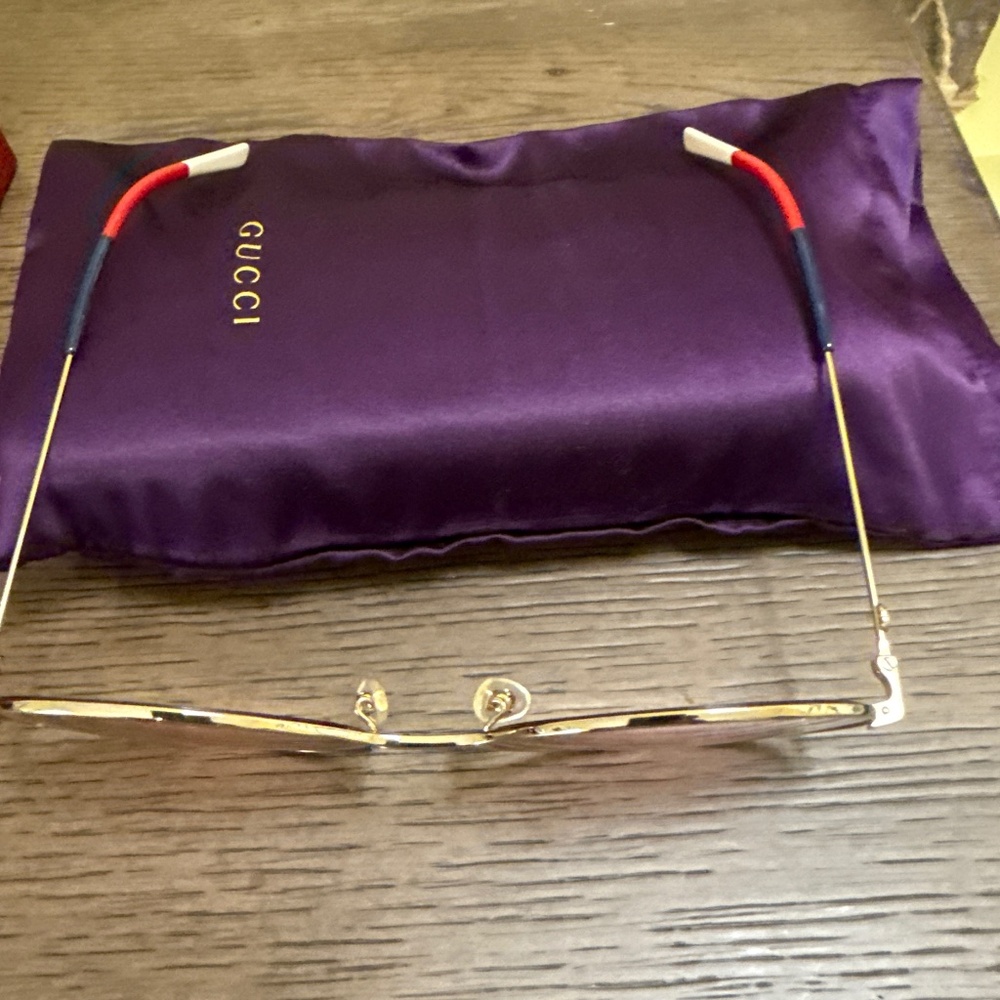 Sunglasses - Picture 4 of 6